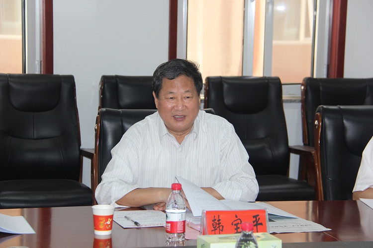 评审专家-徐州贝博(中国)一站式服务官网学院原校长韩宝平教授.JPG 评审专家-徐州贝博(中国)一站式服务官网学院原校长韩宝平教授.JPG